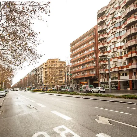 아파트 Ebee1par1133- In Avenida Paralelo *